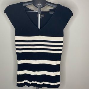 Black and beige blouse Medium